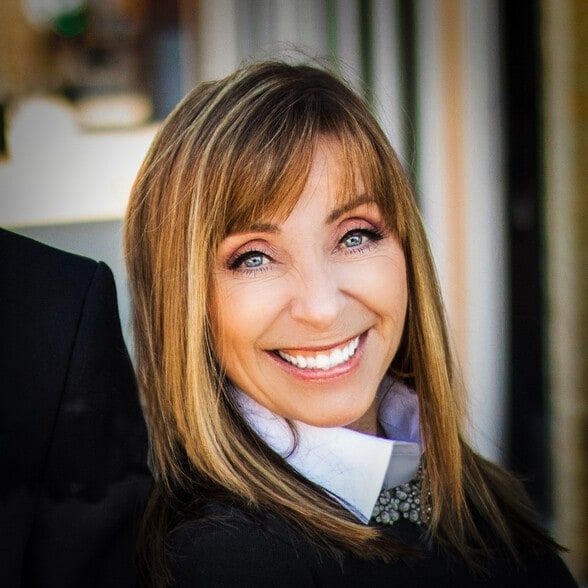 Land Listing Agent Photo