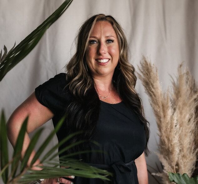 Land Listing Agent Photo