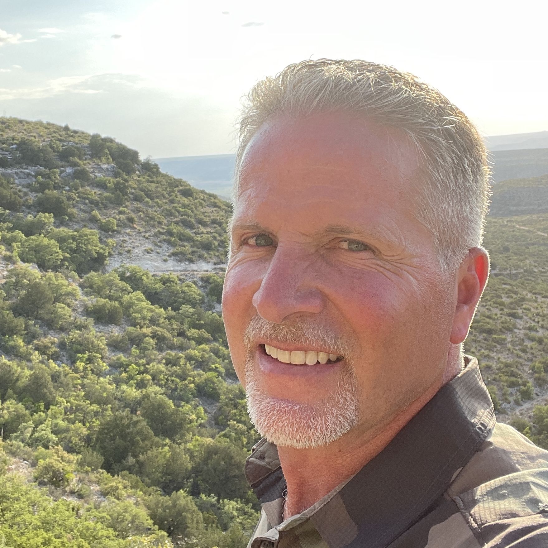 Land Listing Agent Photo