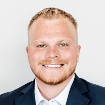 Land Listing Agent Photo