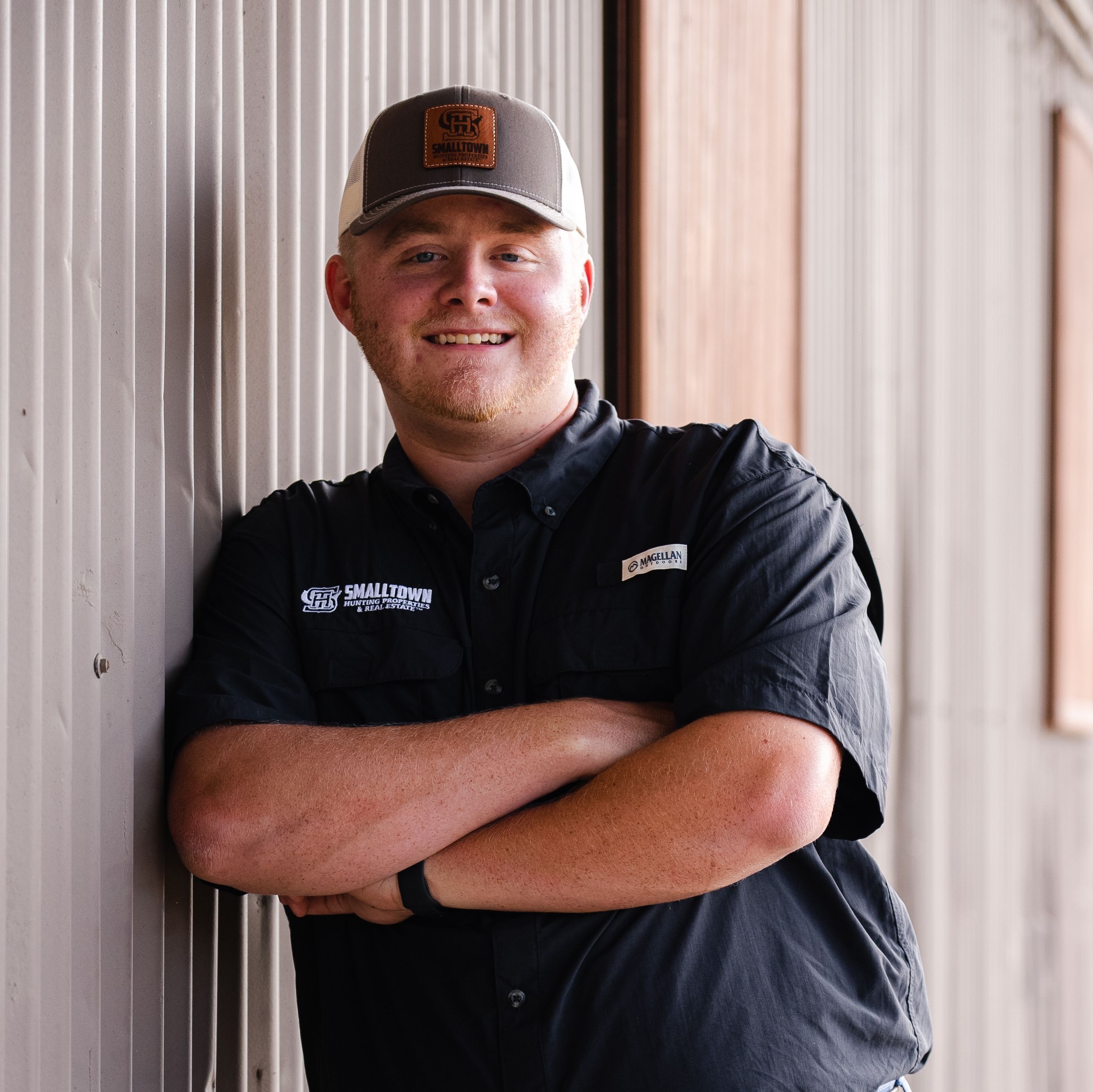 Land Listing Agent Photo