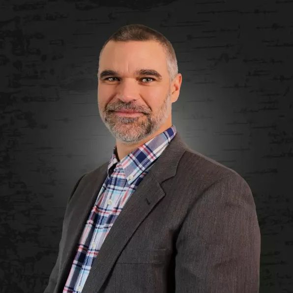 Land Listing Agent Photo