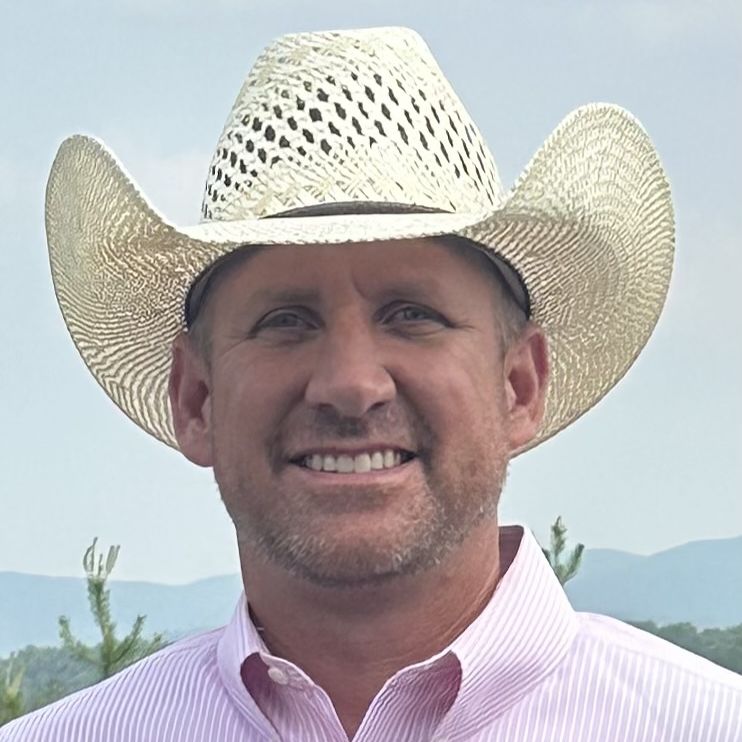 Land Listing Agent Photo