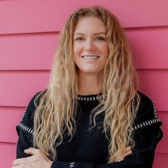 Land Listing Agent Photo