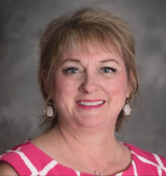 Land Listing Agent Photo