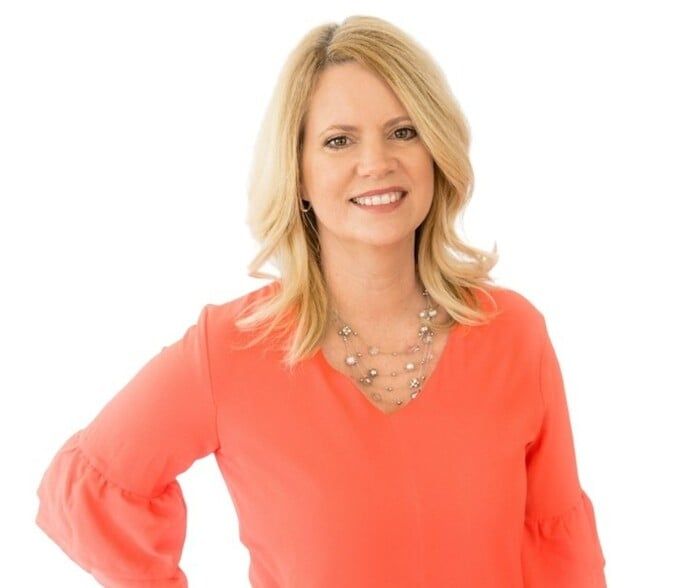 Land Listing Agent Photo