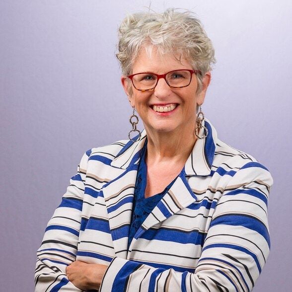 Land Listing Agent Photo