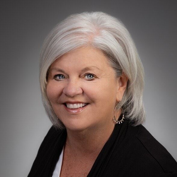 Land Listing Agent Photo