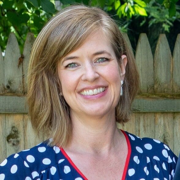 Land Listing Agent Photo