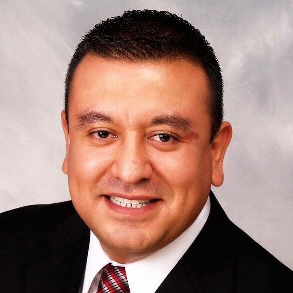 Land Listing Agent Photo