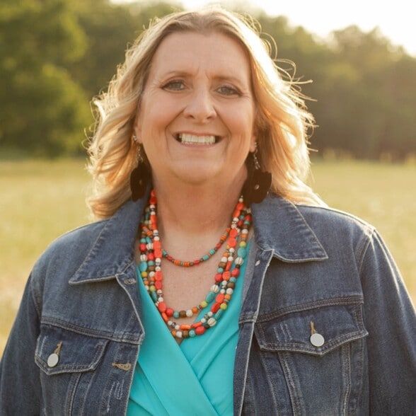 Land Listing Agent Photo