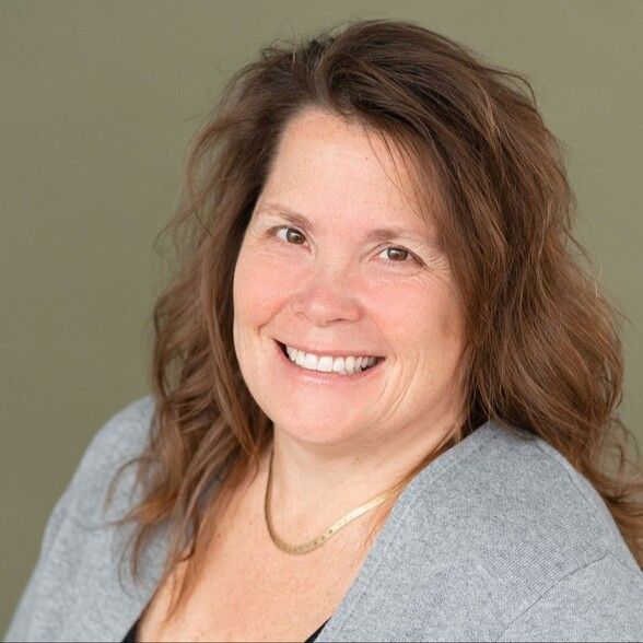 Land Listing Agent Photo