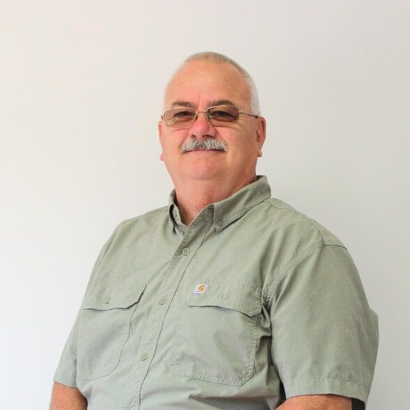 Land Listing Agent Photo