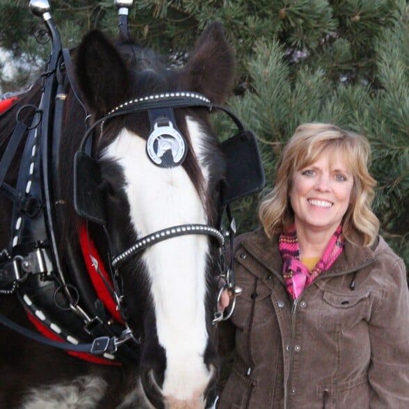 Land Listing Agent Photo