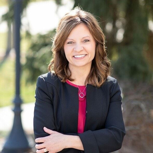 Land Listing Agent Photo