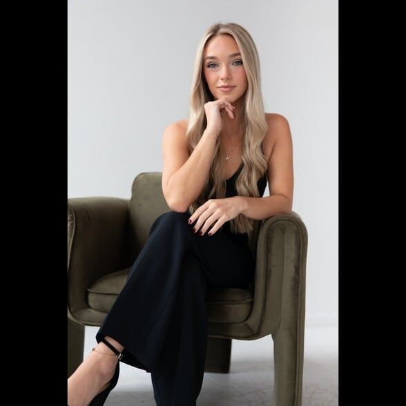 Land Listing Agent Photo