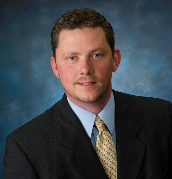 Land Listing Agent Photo