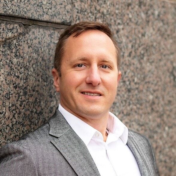 Land Listing Agent Photo