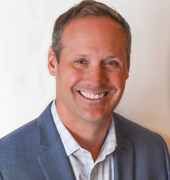 Land Listing Agent Photo