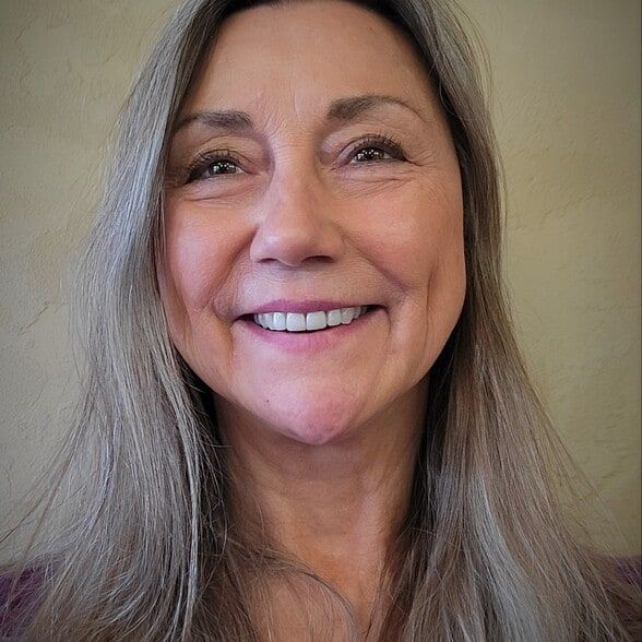 Land Listing Agent Photo