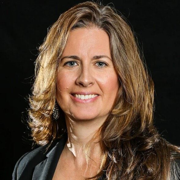 Land Listing Agent Photo