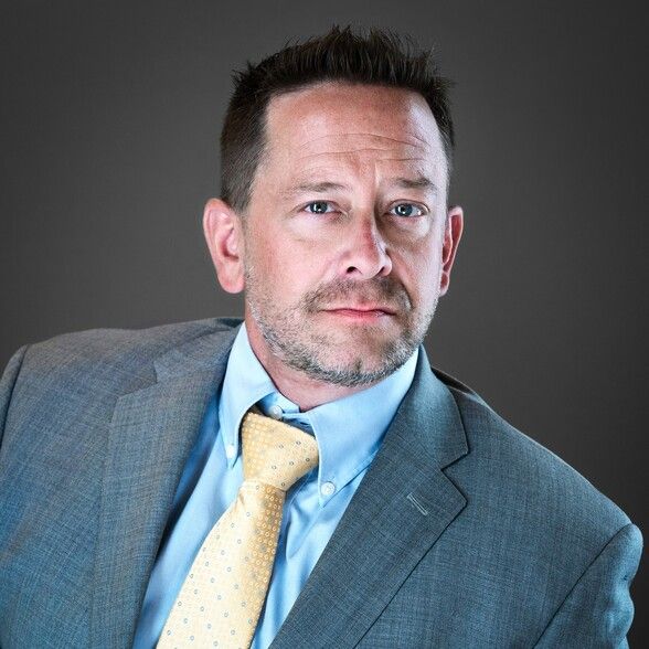 Land Listing Agent Photo