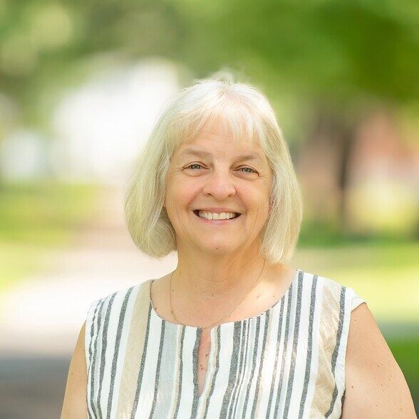 Land Listing Agent Photo