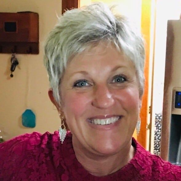 Land Listing Agent Photo