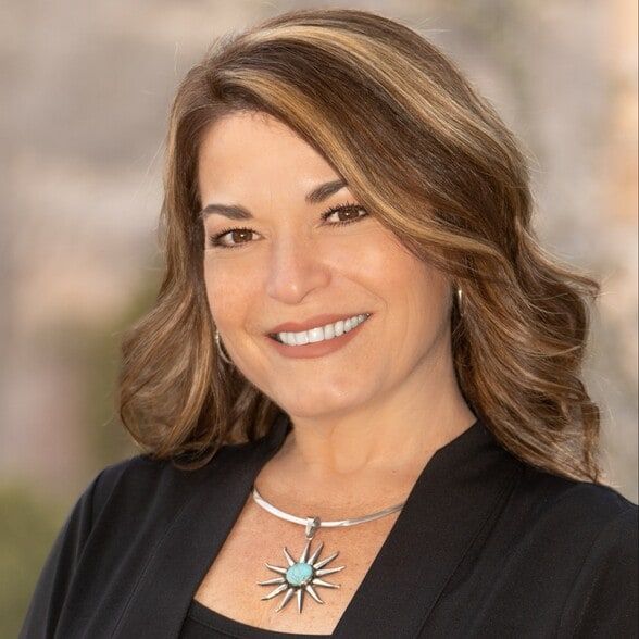 Land Listing Agent Photo