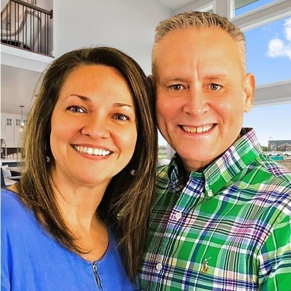 Land Listing Agent Photo