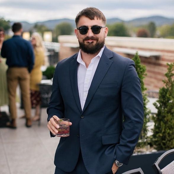 Land Listing Agent Photo