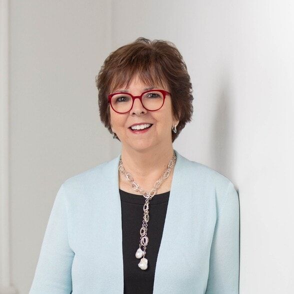 Land Listing Agent Photo