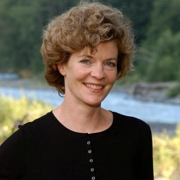 Land Listing Agent Photo