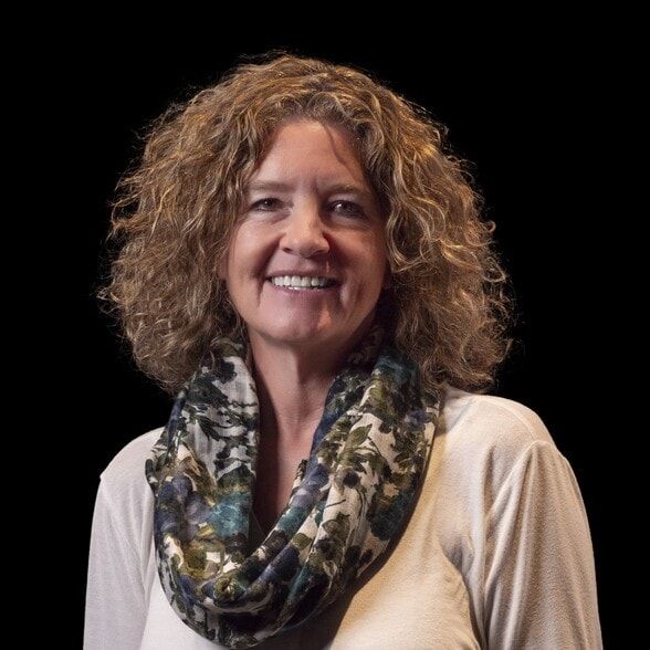 Land Listing Agent Photo