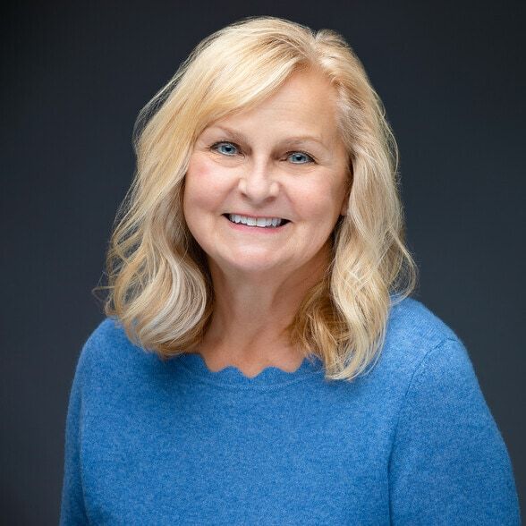 Land Listing Agent Photo