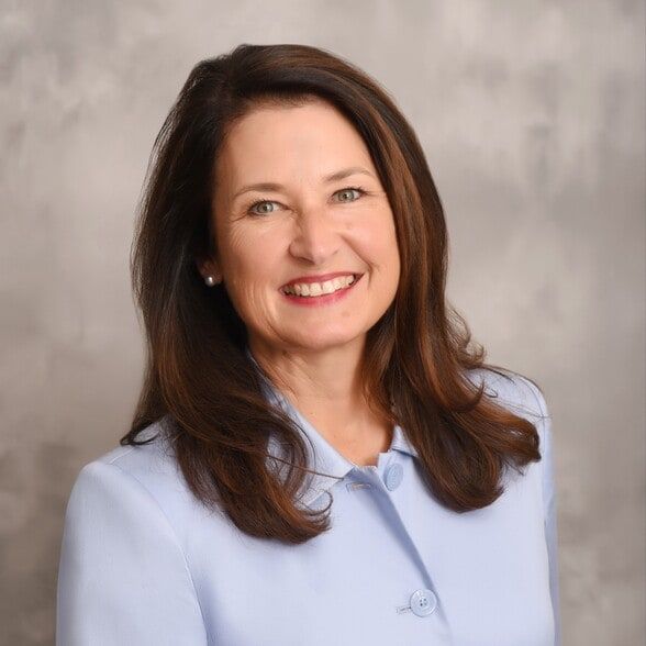 Land Listing Agent Photo