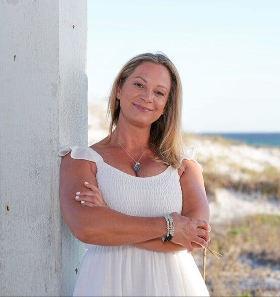 Land Listing Agent Photo