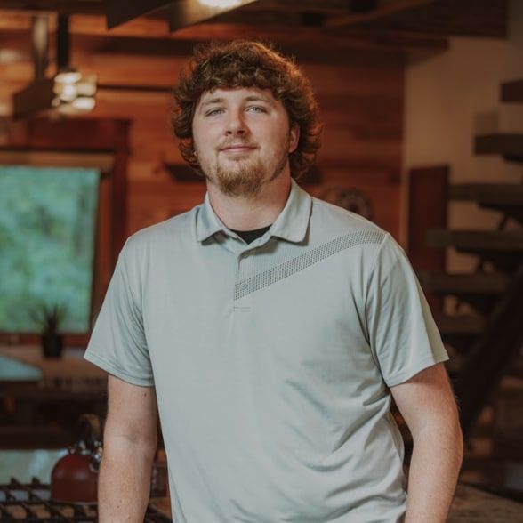 Land Listing Agent Photo