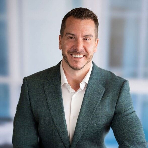 Land Listing Agent Photo