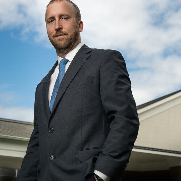 Land Listing Agent Photo