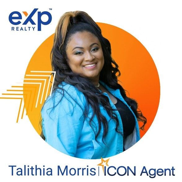 Land Listing Agent Photo