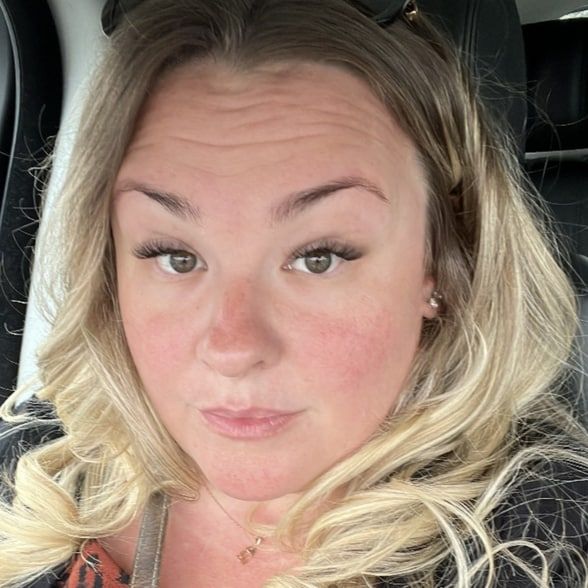 Land Listing Agent Photo