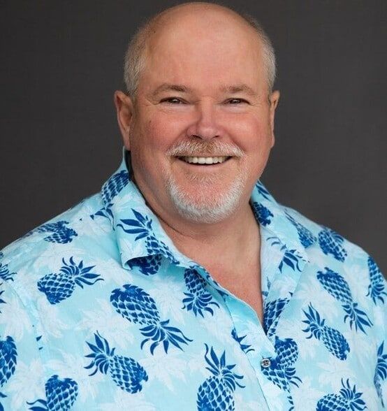 Land Listing Agent Photo