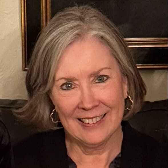 Land Listing Agent Photo