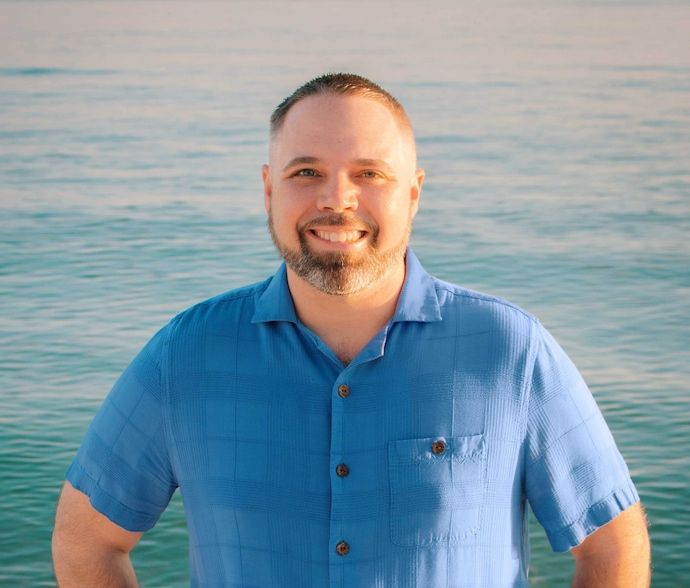 Land Listing Agent Photo