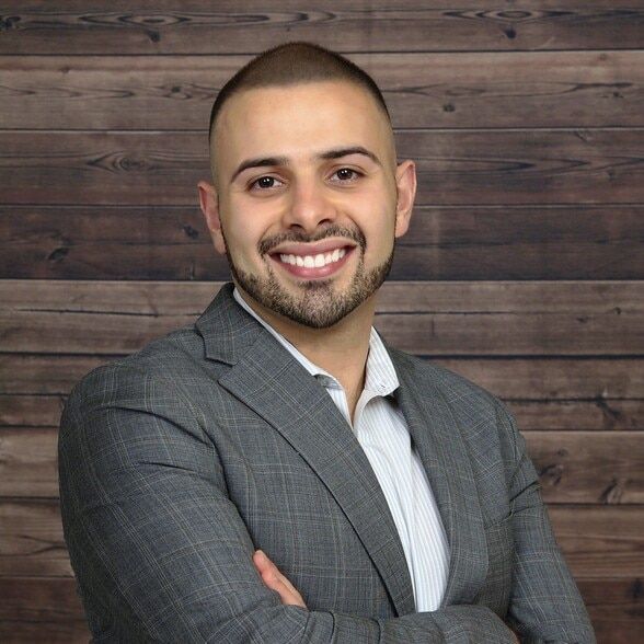 Land Listing Agent Photo