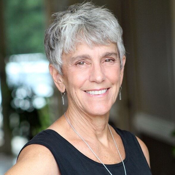 Land Listing Agent Photo