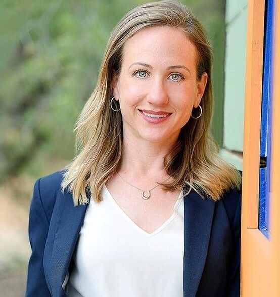 Land Listing Agent Photo