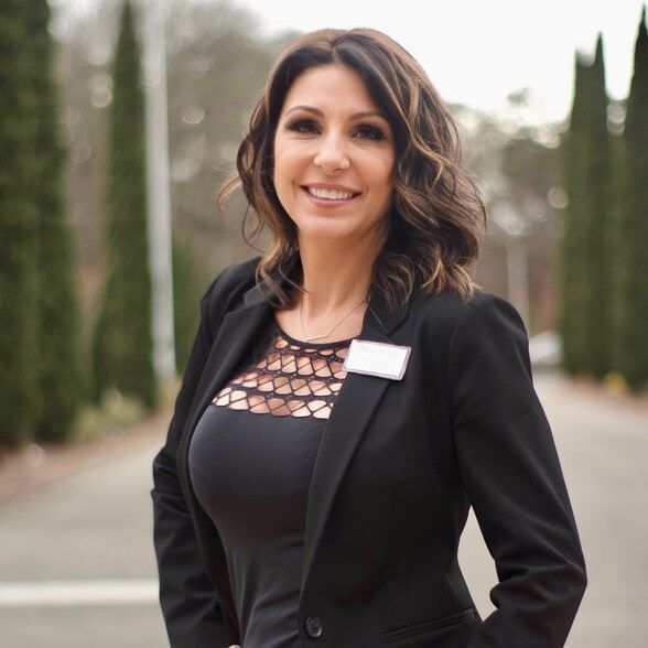 Land Listing Agent Photo