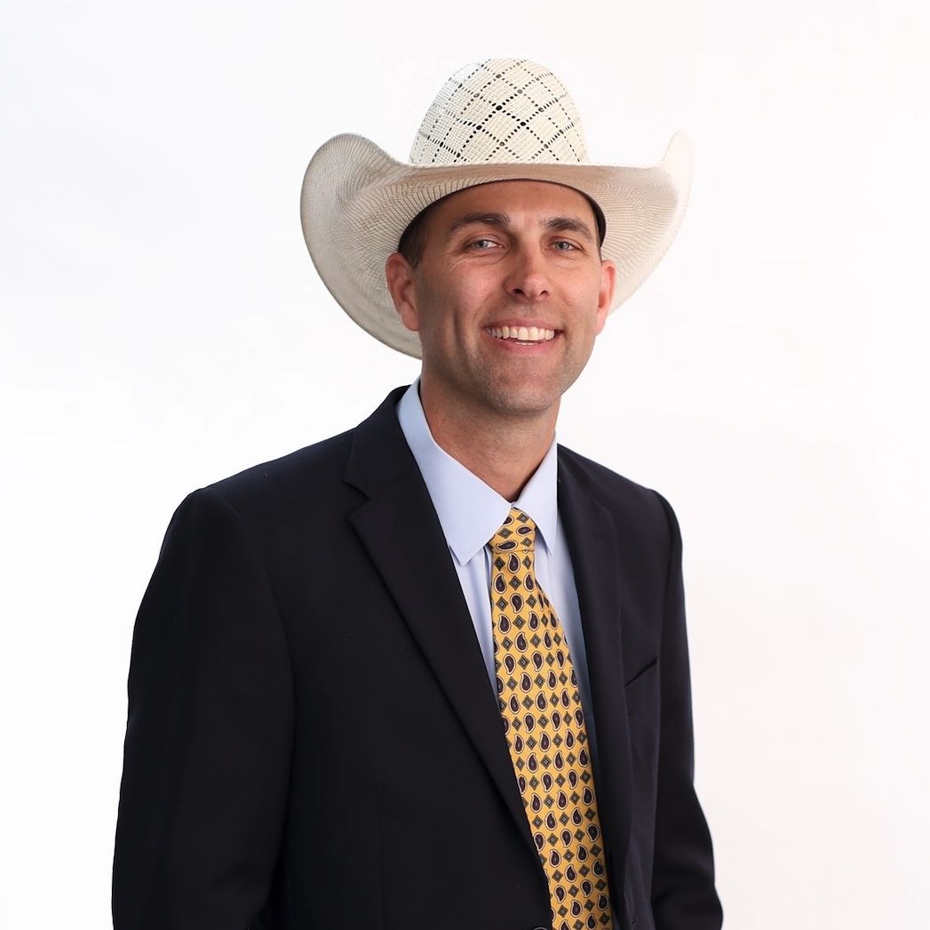 Land Listing Agent Photo